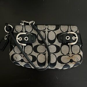 Coach Black/grey wristlet